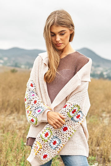 Davi & Dani Crochet Floral Knit Cardigan