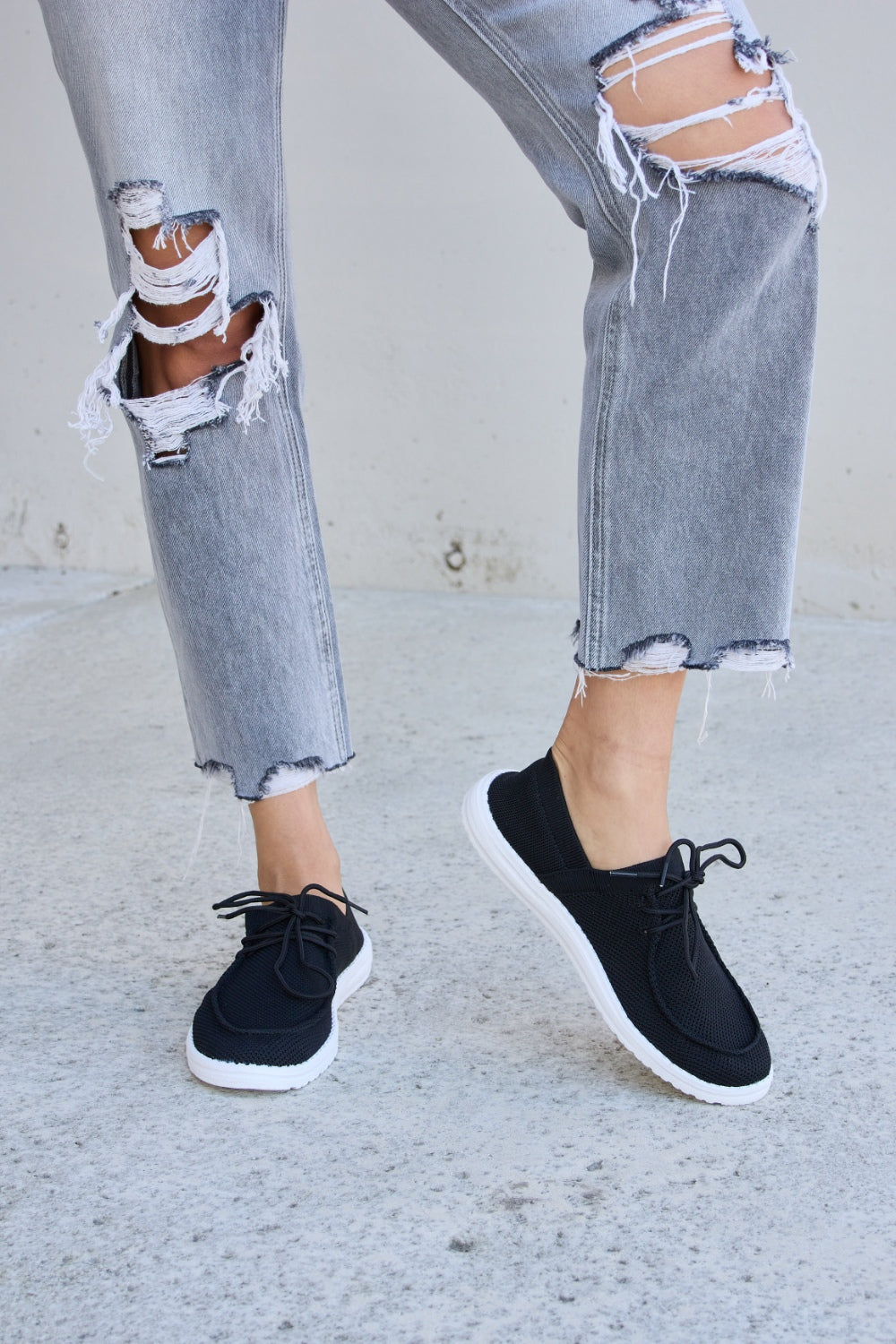 Forever Link Round Toe Sneakers